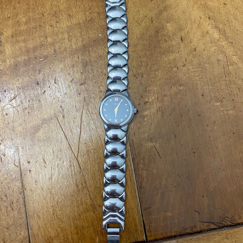 Women’s Tissot watch- perfect size to compliment any wrist size.